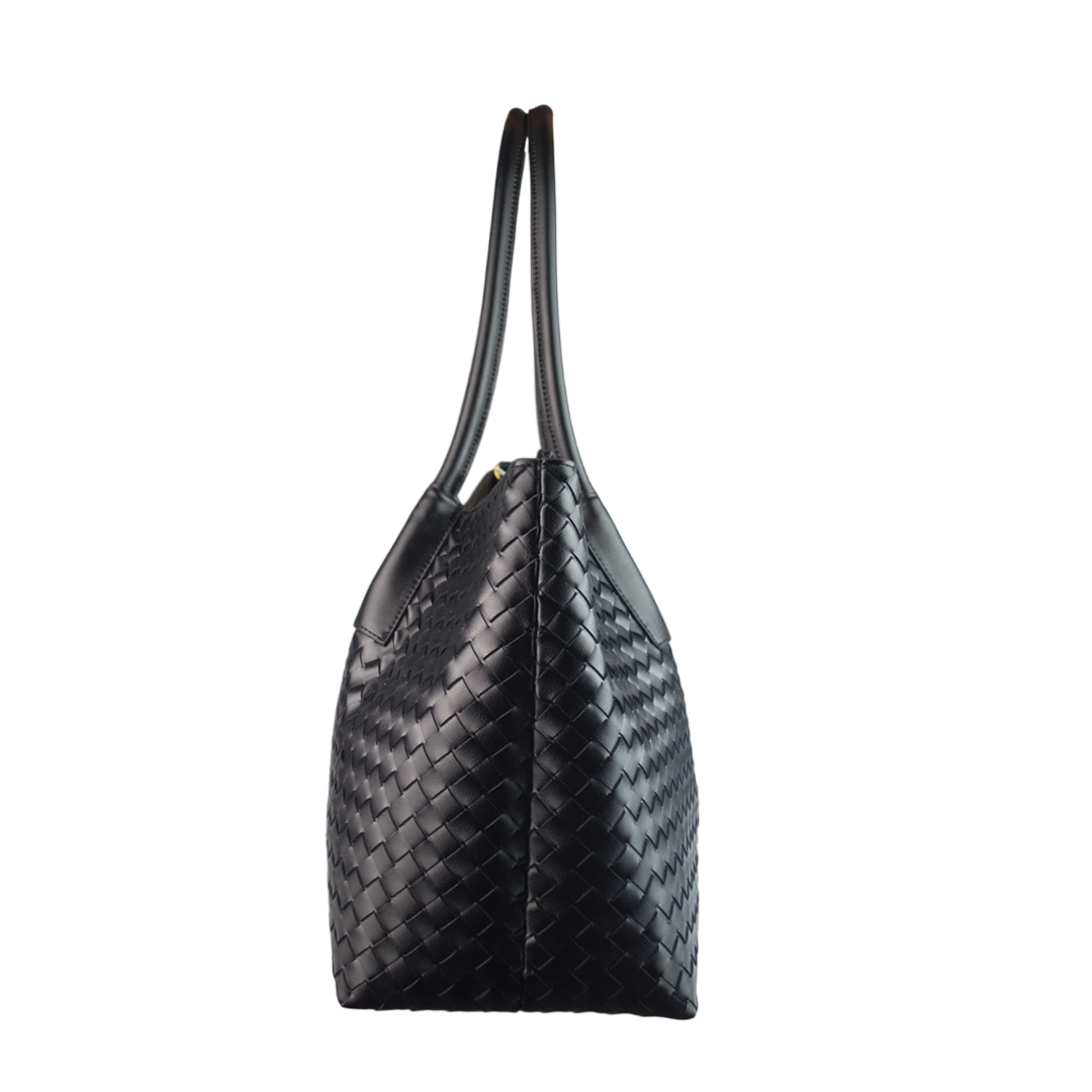 Alexa Shoulder Bag